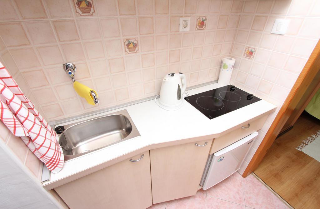 Studio And Room Tea Rovinj Buitenkant foto